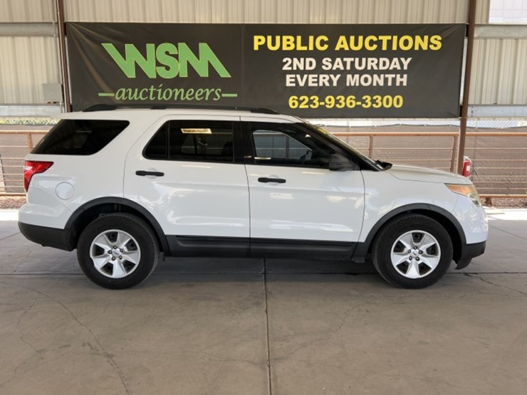2013-ford-explorer-image-1