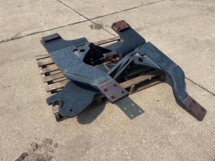 new-holland-72lb-image-19
