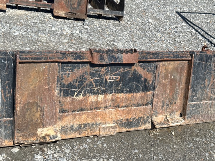 #2046-•-7’-skid-steer-smooth-blade-bucket-x019905inv#:-23790-image-6