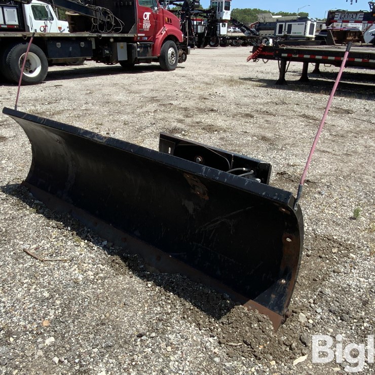 Loegering V-8000 8' Hydraulic Skid Steer Blade