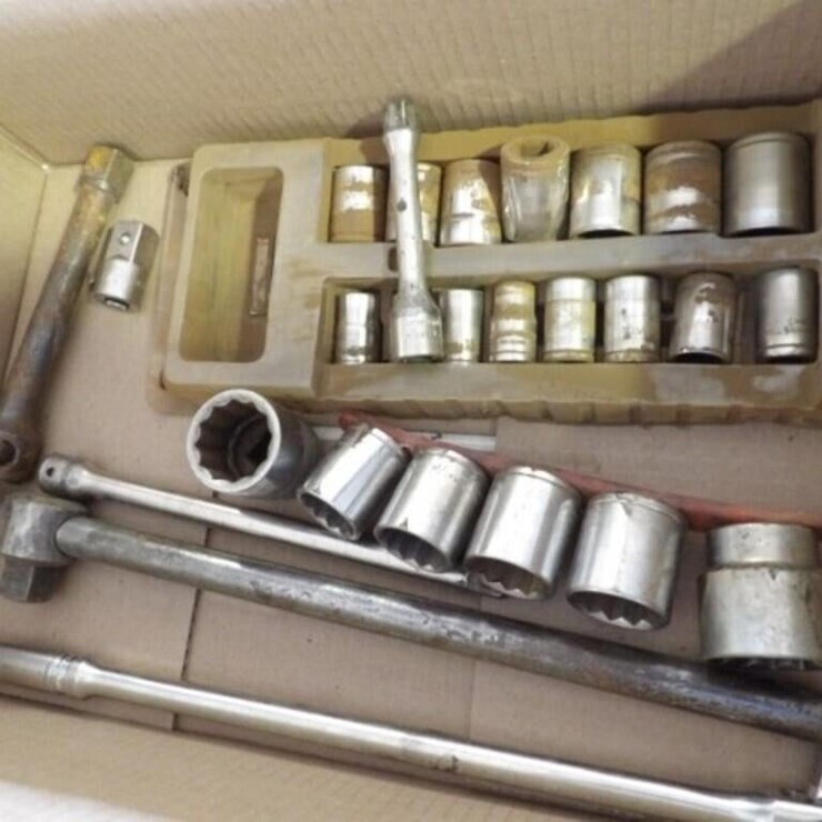 Sockets - 3/4" & 1/2"