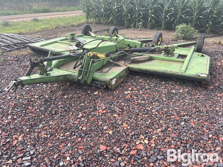 john-deere-15-image-1