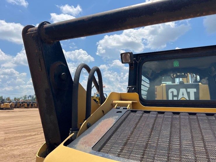 caterpillar-257b-image-19