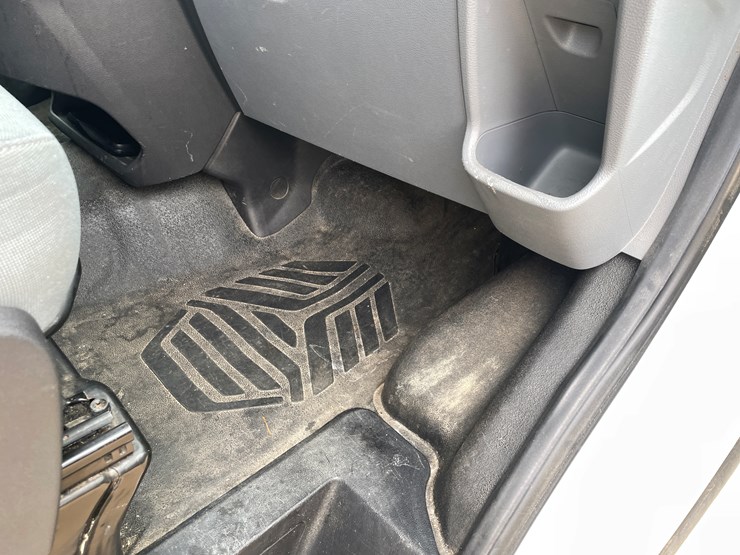 2015-ford-transit-image-56