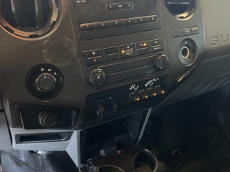 2013-ford-f450-image-22