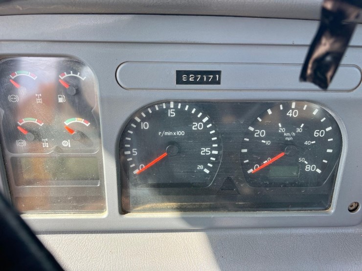 2001-volvo-a35d-image-43