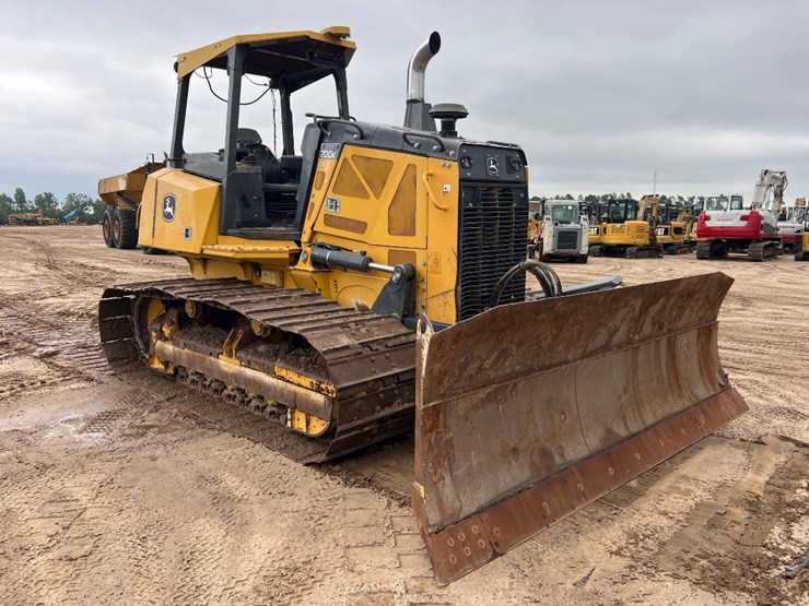 2016-deere-700k-lgp-image-4