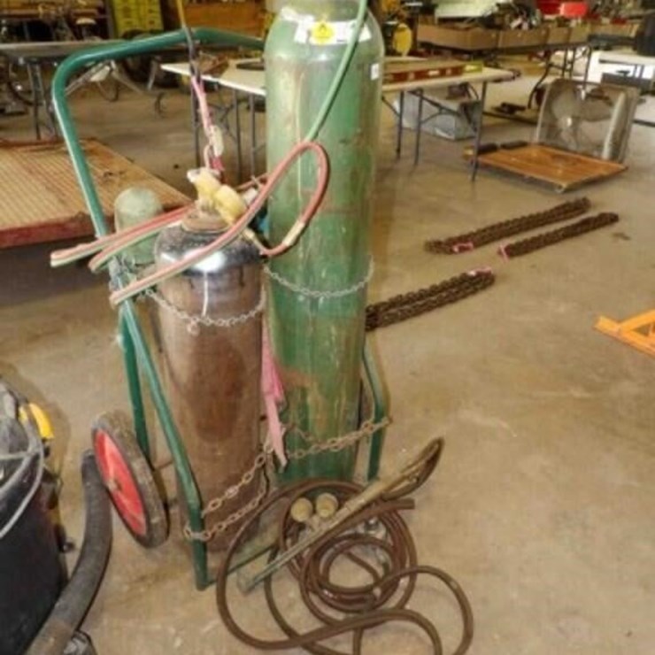 Cutting Torch w/ Dolly & Bottles