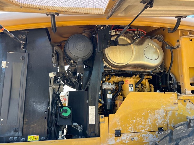 caterpillar-926m-image-19