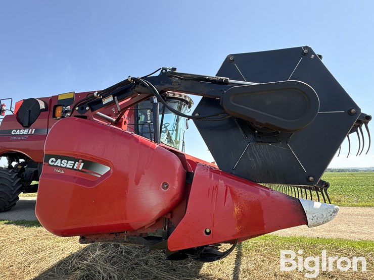 2011-case-ih-3020-image-17