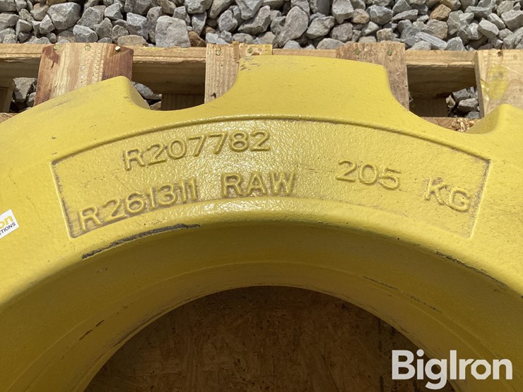 john-deere-r207782-205kg-rear-tractor-weights-image-9