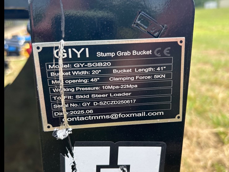 #155-•-quick-attach-20in-stump-grapple-bucket-image-3
