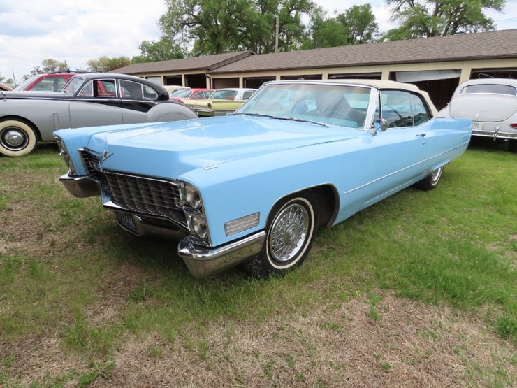 1967-cadillac-deville-convertible-image-1