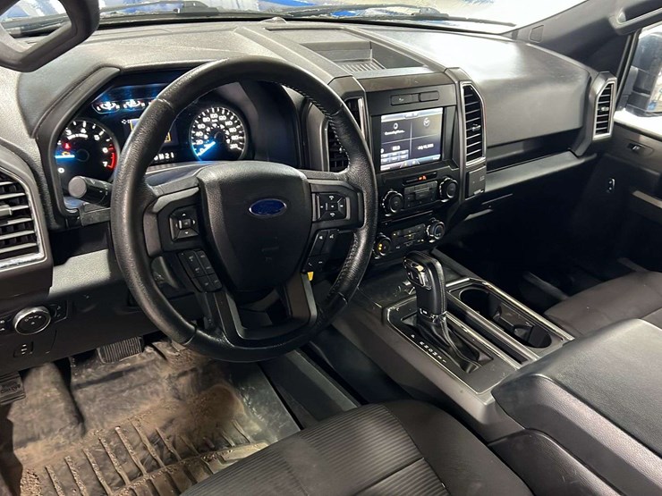 2015-ford-f150-image-19