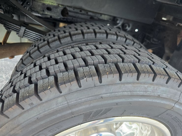 2007-ford-f550-image-76