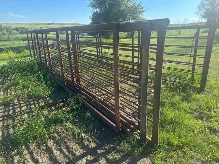 freestanding-panels-image-1