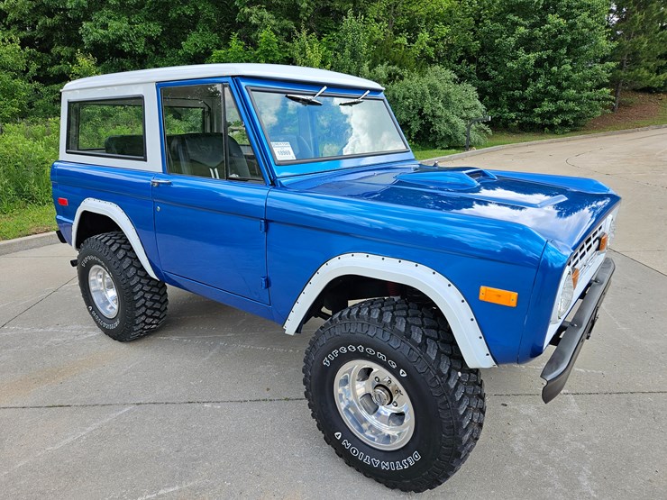1974-ford-bronco-image-38