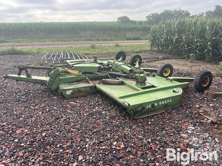 john-deere-15-image-8