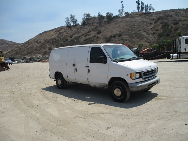 1998-ford-cargo-image-2