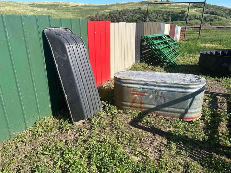 **sold-onsite-only---no-online-bids-will-be-accepted**-livestock-equipment-image-25