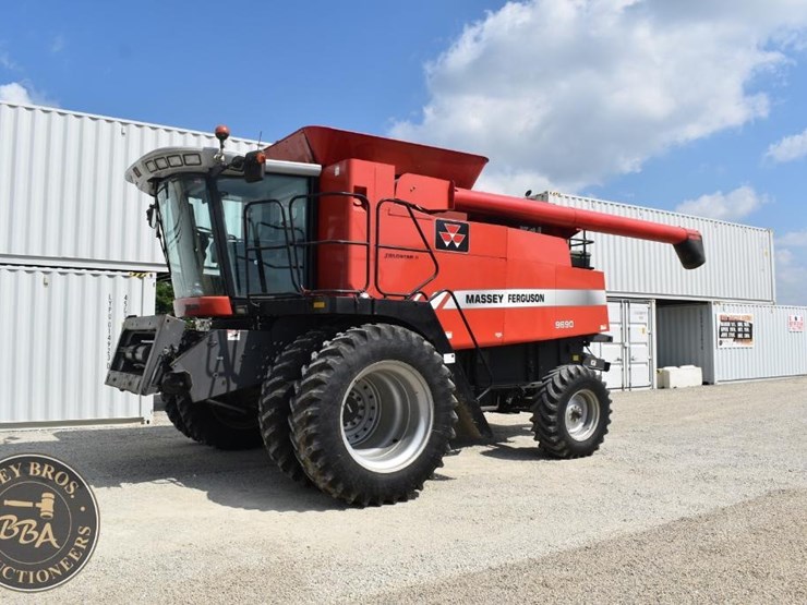 2007-massey-ferguson-9690-image-8
