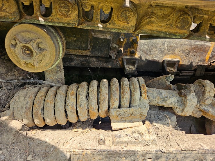 caterpillar-d4d-image-84