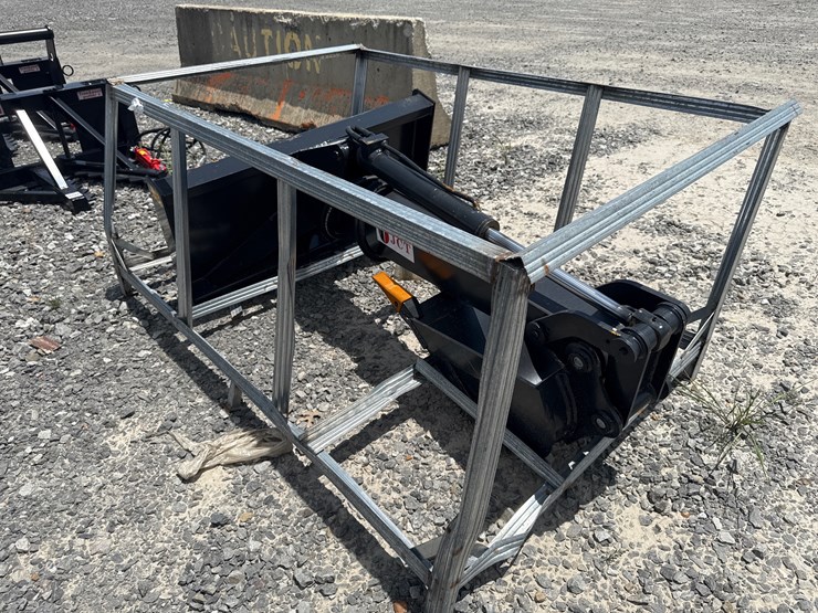 #2002-•-unused-jct-skid-steer-backhoe-arm-inv#:-31681-image-3