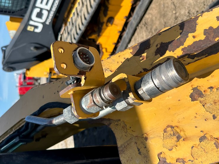 caterpillar-299c-image-47