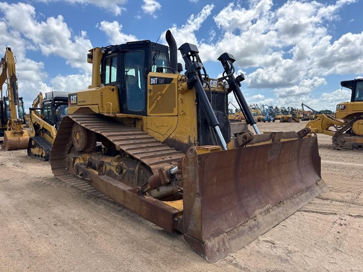 2018-caterpillar-d6t-lgp-image-4