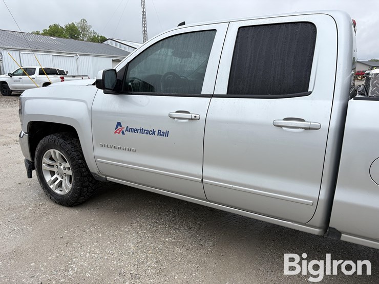2019-chevrolet-silverado-1500-image-10