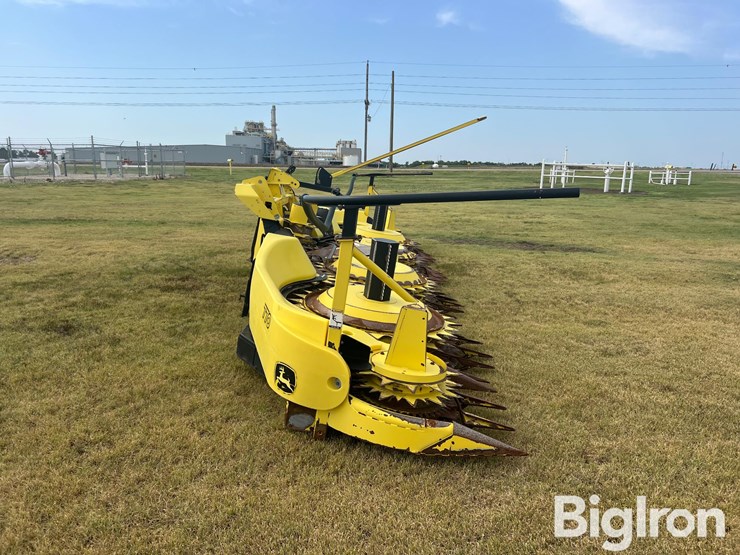 2016-john-deere-770-image-4