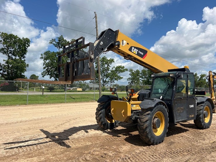 2013-caterpillar-tl943c-image-8