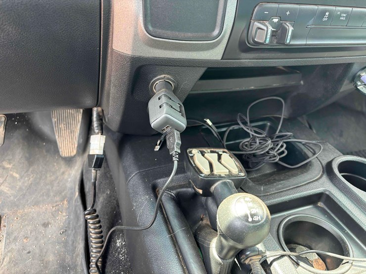 2017-dodge-ram-2500-image-15