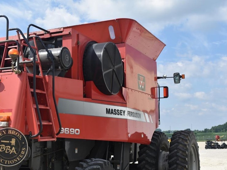 2007-massey-ferguson-9690-image-20