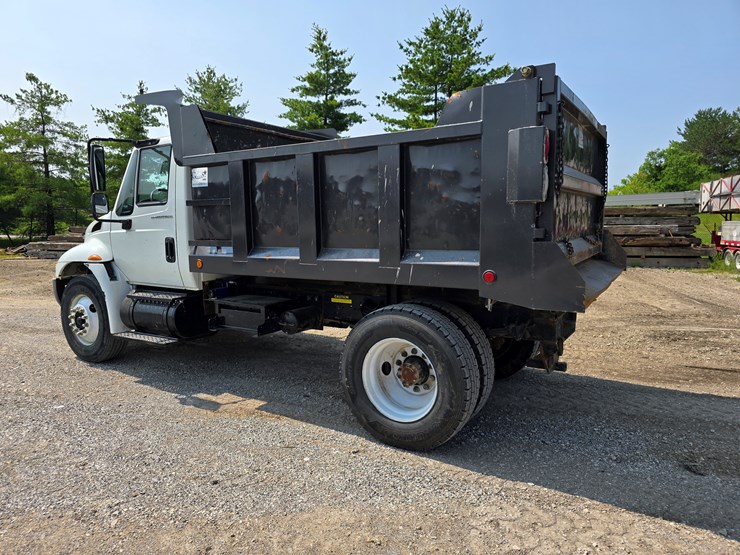 2007-international-durastar-4300-image-16
