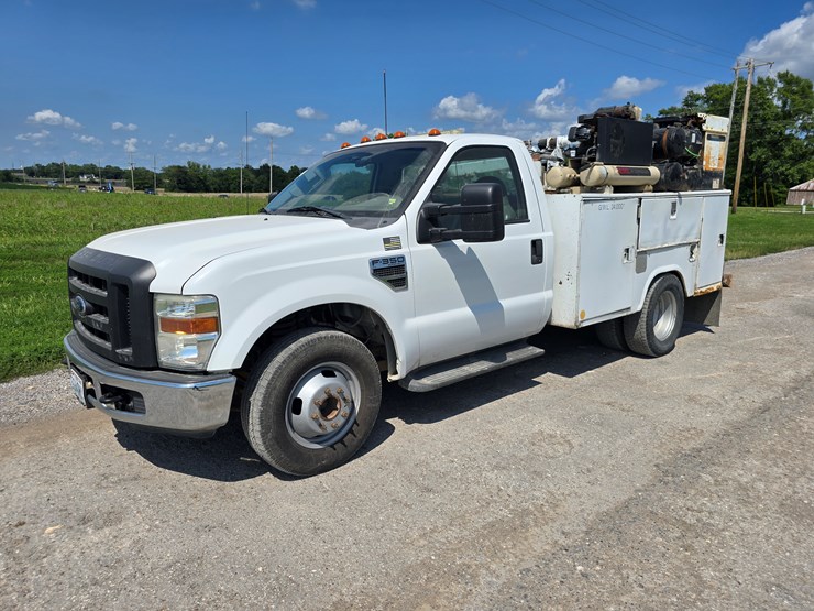 2008-ford-f350-image-4