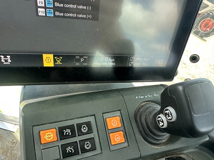 #58-•-2020-claas-920-axion-mfwd-tractor-vpkta4400-inv#:-26400-image-72