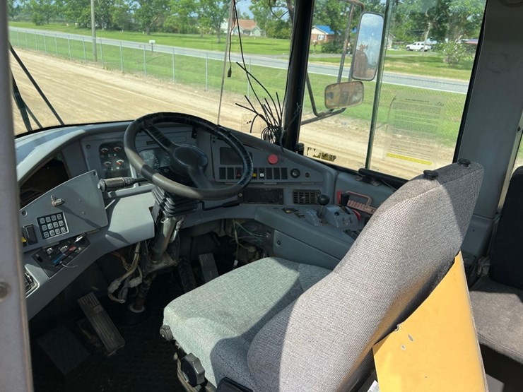 2001-volvo-a35d-image-36