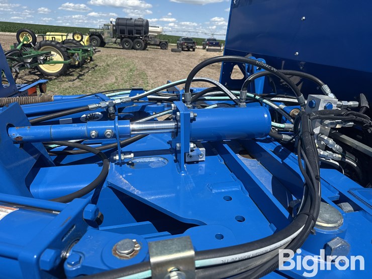 2013-landoll-5531-40x7.5-image-12