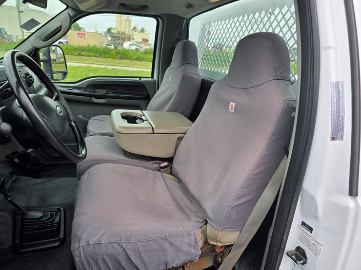 2007-ford-f550-image-53