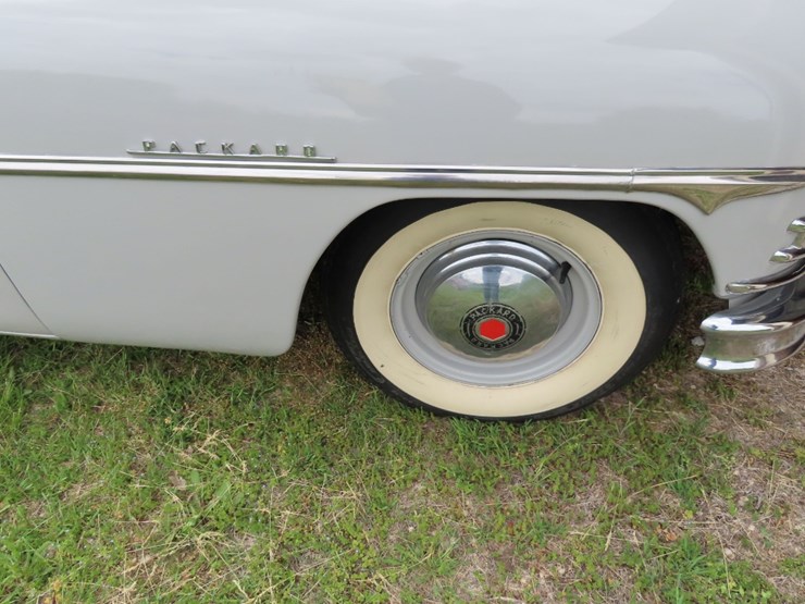 1950-packard-4dr-sedan-image-4