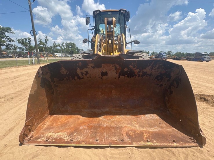 2020-caterpillar-938m-image-3