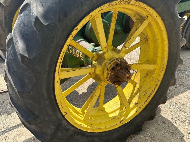 john-deere-a-image-10