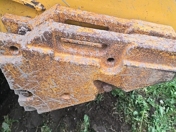 2018-deere-333g-image-29