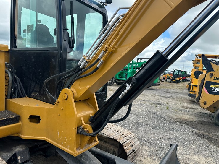 2015-caterpillar-306e-image-34