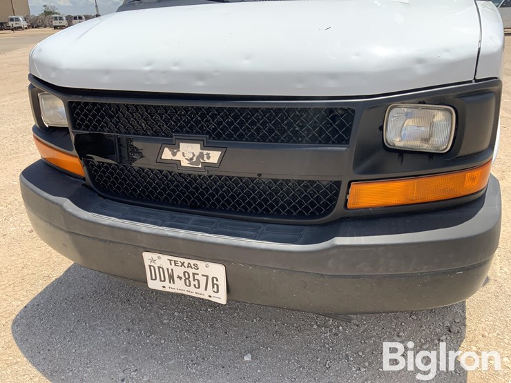 2014-chevrolet-express-1500-image-16