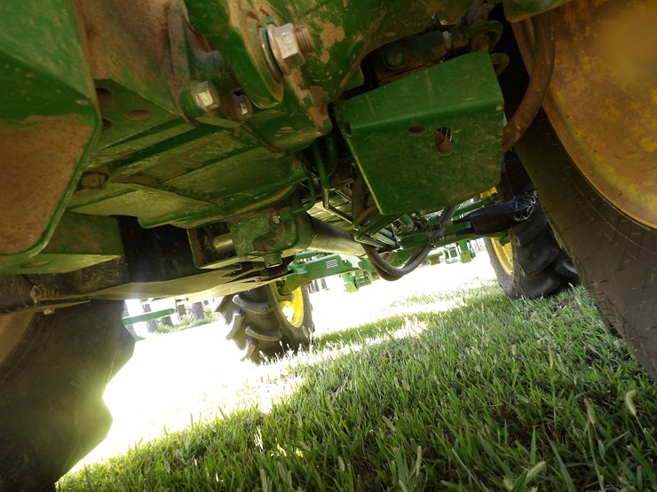 2019-john-deere-5090e-image-15