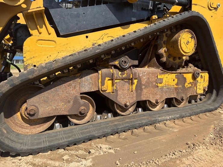 caterpillar-239d-image-9