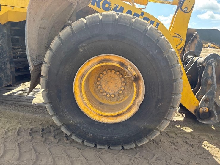 2019-komatsu-wa380-8-image-11