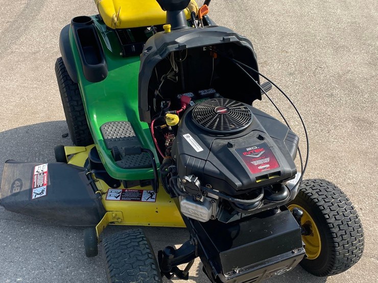 john-deere-l120-image-24